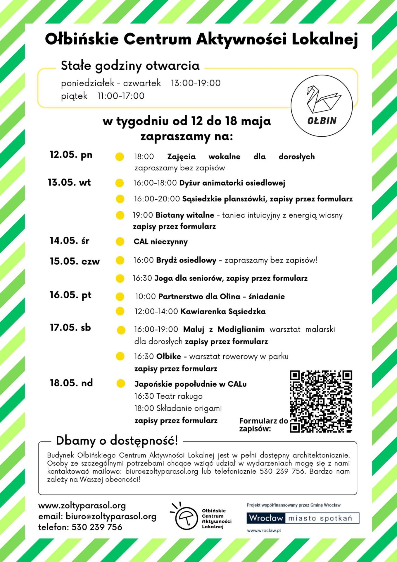 obraz tablica informacyjna białe tło na niej czarna czcionka ołbińskie centrum aktywności lokalnej wraz z opisem wydarzeń