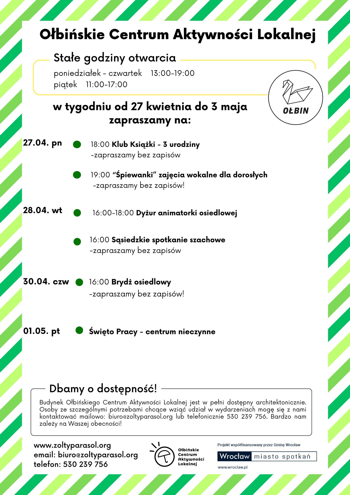 obraz tablica informacyjna białe tło na niej czarna czcionka ołbińskie centrum aktywności lokalnej wraz z opisem wydarzeń