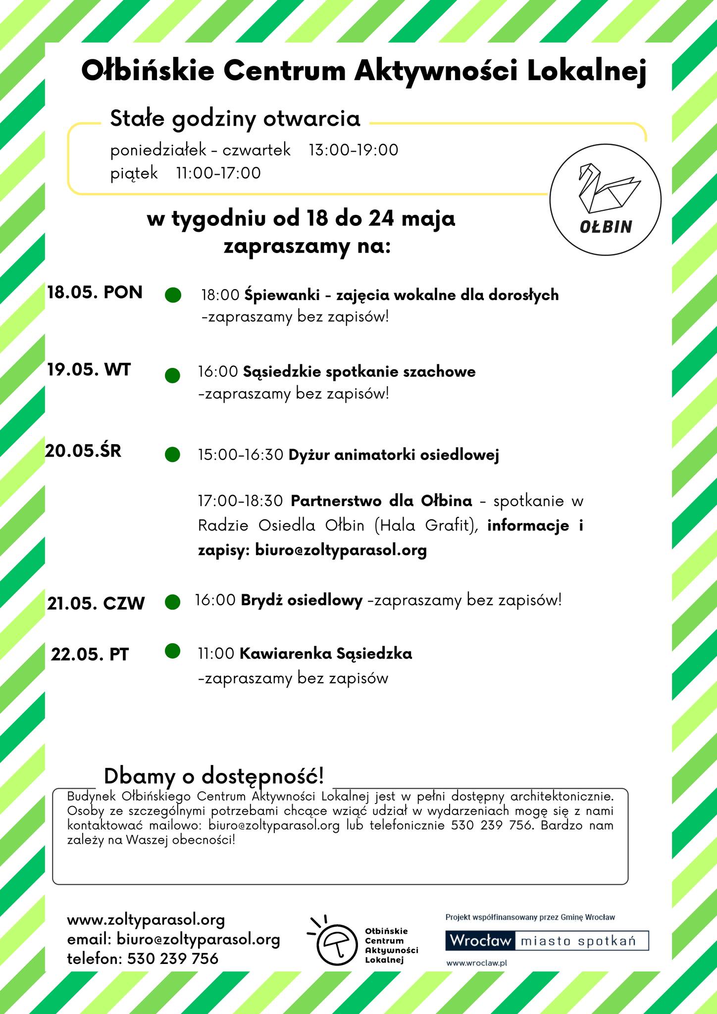 obraz tablica informacyjna białe tło na niej czarna czcionka ołbińskie centrum aktywności lokalnej wraz z opisem wydarzeń