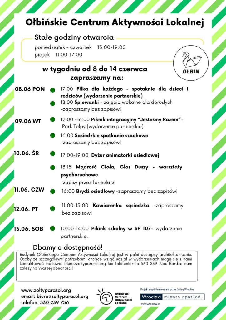 obraz tablica informacyjna białe tło na niej czarna czcionka ołbińskie centrum aktywności lokalnej wraz z opisem wydarzeń