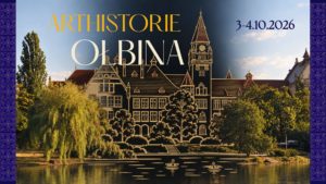 Plakat wydarzenia artystyczno‑historycznego. W centrum widać fotografię zabytkowego, jasnego budynku z wysoką wieżą zegarową, stojącego nad wodą, otoczonego drzewami w ciepłym, złotym świetle zachodzącego słońca. Na tę fotografię nałożony jest złoty, linearny rysunek tego samego budynku z drzewami i wodą, z dwiema łódkami lub łabędziami na tafli. Tło nieba jest jasnoniebieskie z kilkoma chmurami. Po lewej stronie u góry widnieje duży napis: „ARTHIS­TORIE” w złotym kolorze. Pod nim, na środku, znajduje się biały napis: „OŁBINA” (litera „Ł” jest lekko przecięta przez grafiki budynku). W prawym górnym rogu jest tekst: „3–4.10.2026” w ciemnoniebieskim kolorze. Po lewej i prawej krawędzi plakatu biegną pionowe, szerokie, ciemnofioletowe pasy z powtarzającym się dekoracyjnym motywem geometryczno‑roślinnym w jaśniejszym fiolecie.